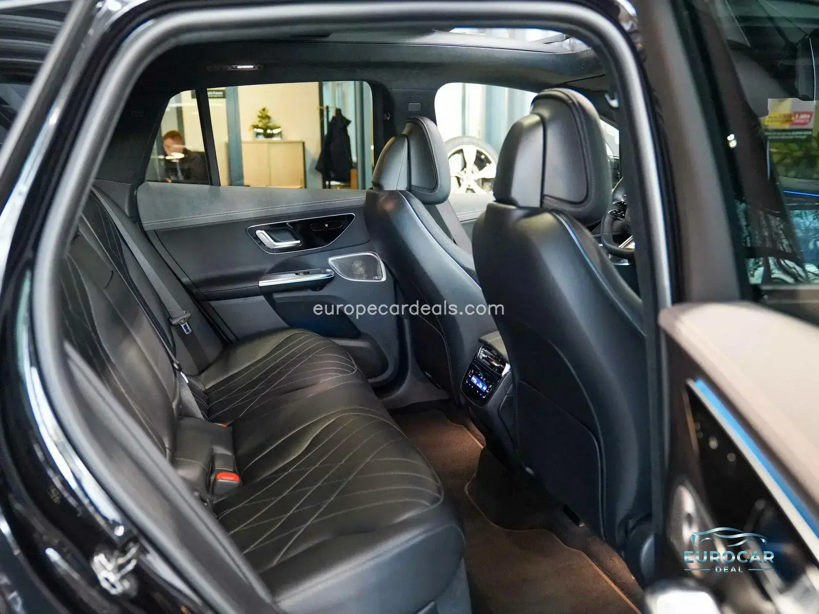 Mercedes-Benz EQE SUV