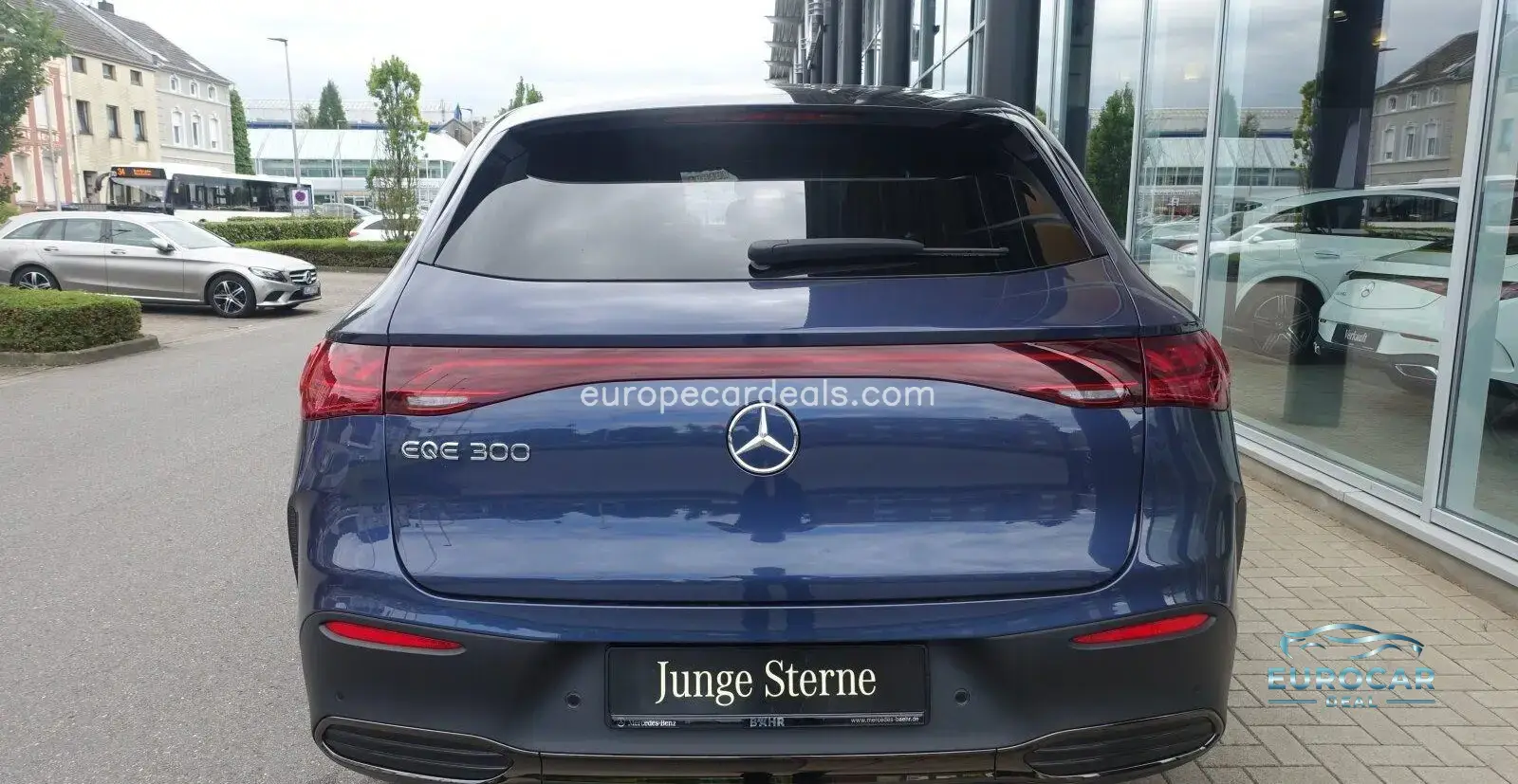 Mercedes-Benz EQE SUV