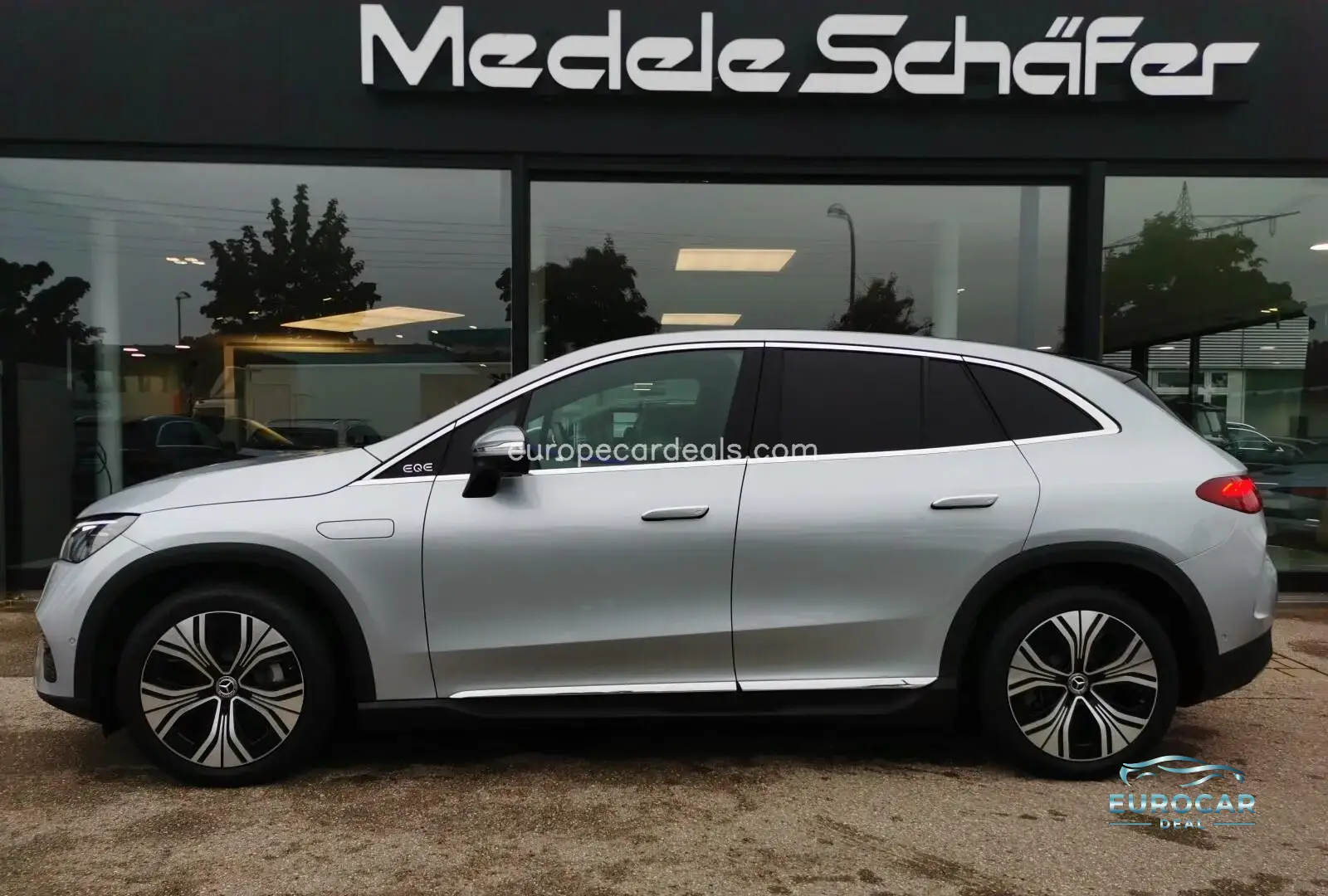 Mercedes-Benz EQE SUV