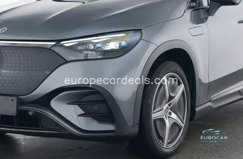 Mercedes-Benz EQE SUV