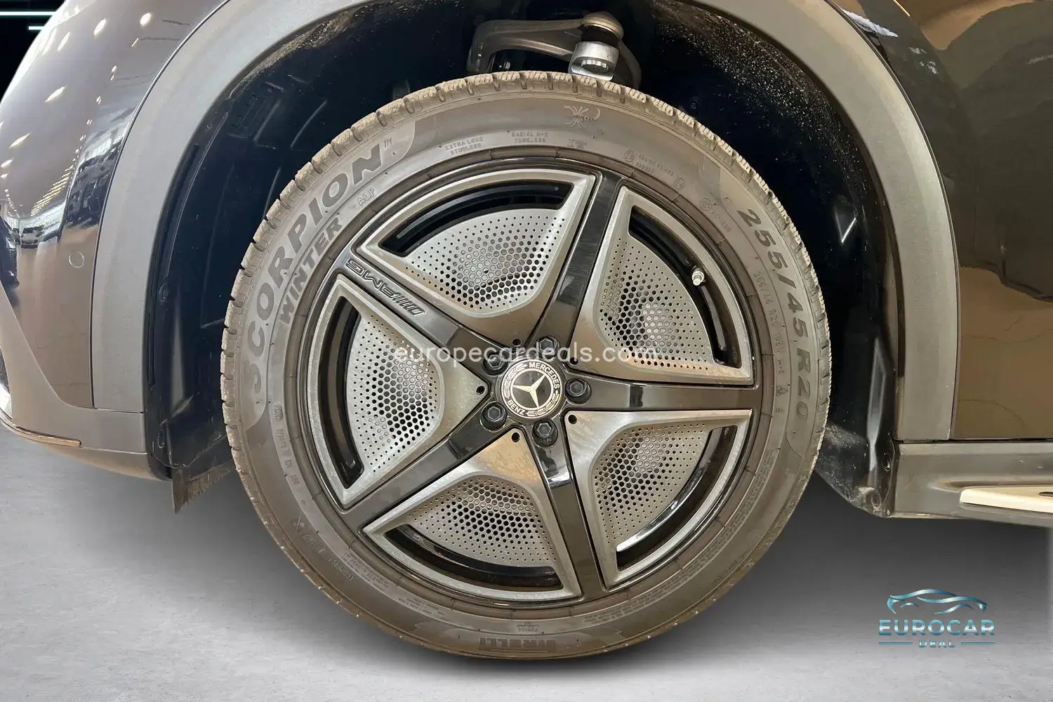 Mercedes-Benz EQE SUV