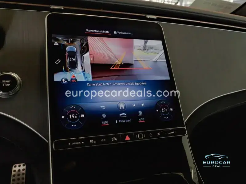 Mercedes-Benz EQE SUV