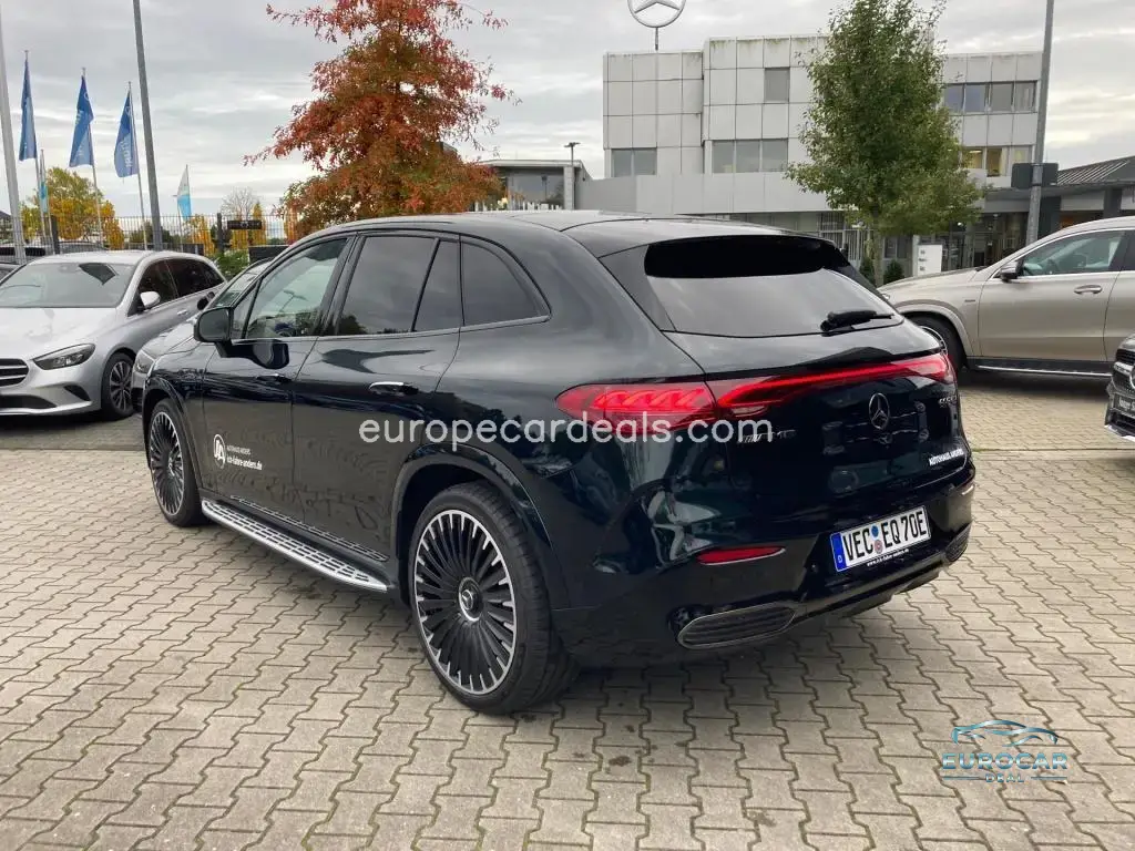 Mercedes-Benz EQE SUV