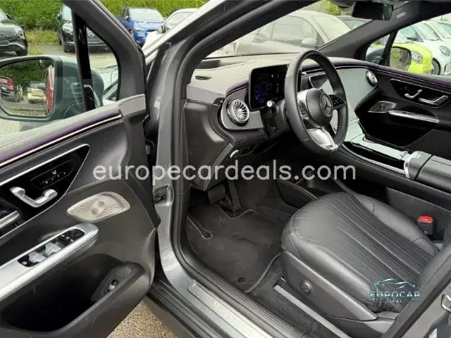 Mercedes-Benz EQE SUV