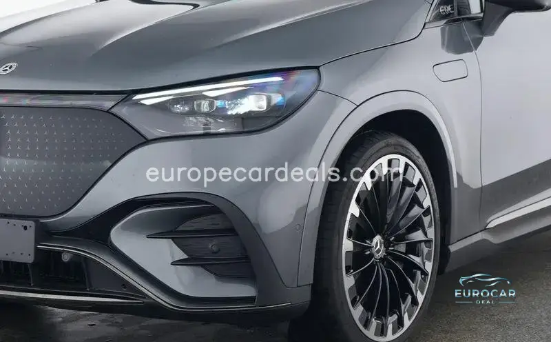 Mercedes-Benz EQE SUV