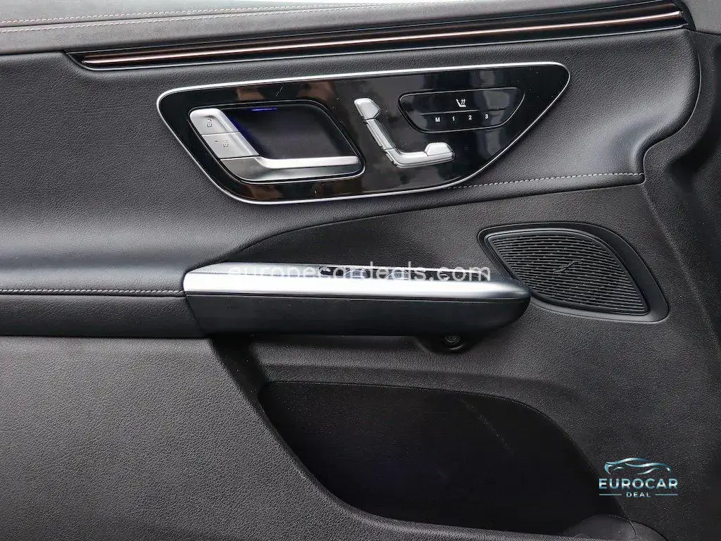 Mercedes-Benz EQE SUV