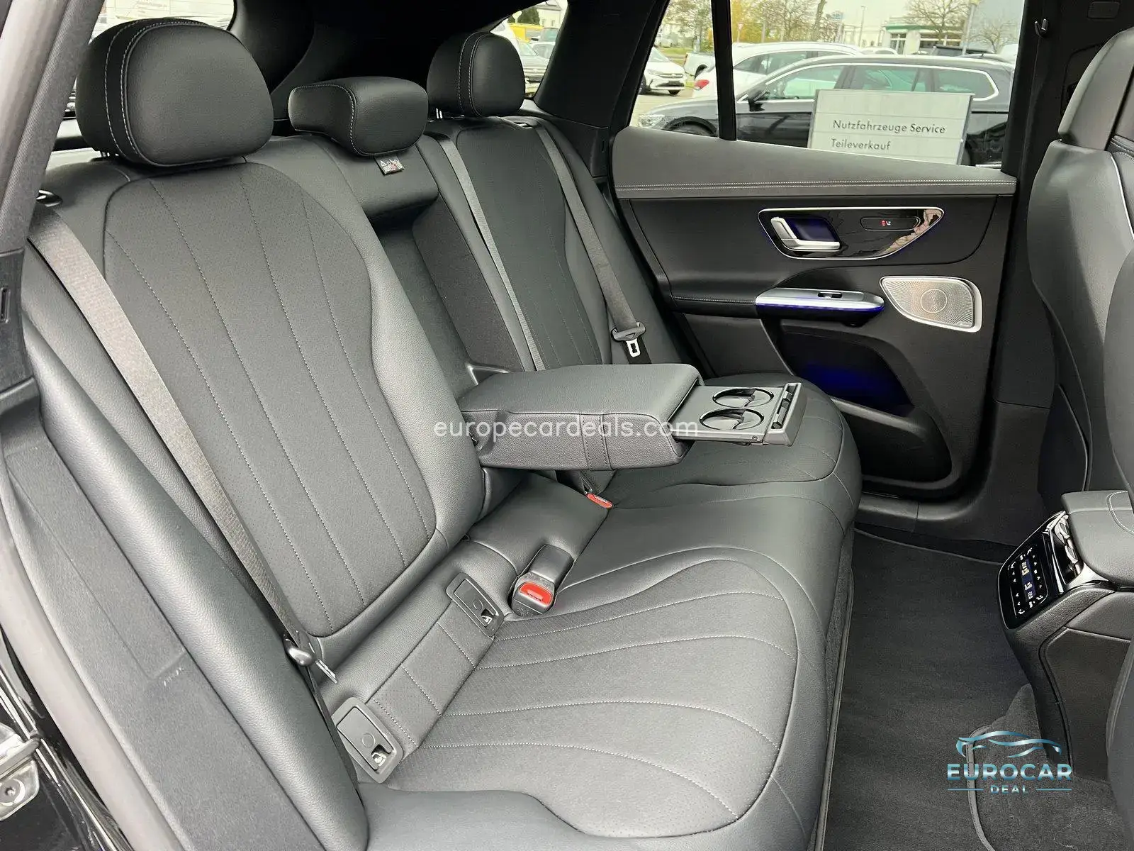 Mercedes-Benz EQE SUV