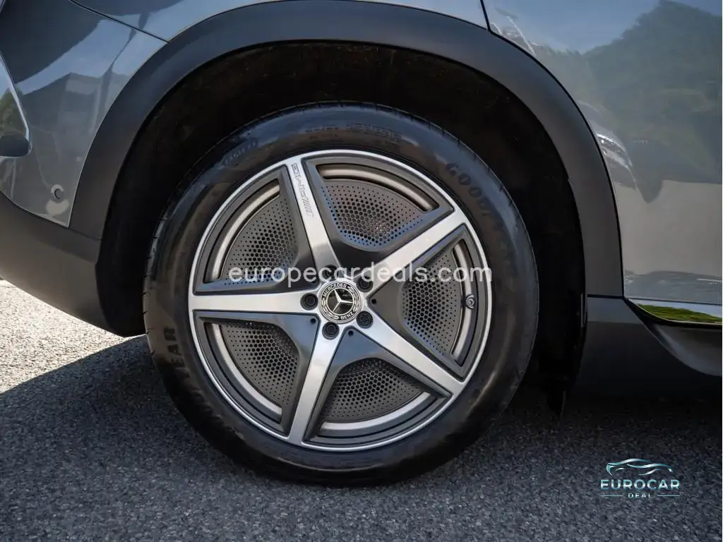 Mercedes-Benz EQE SUV
