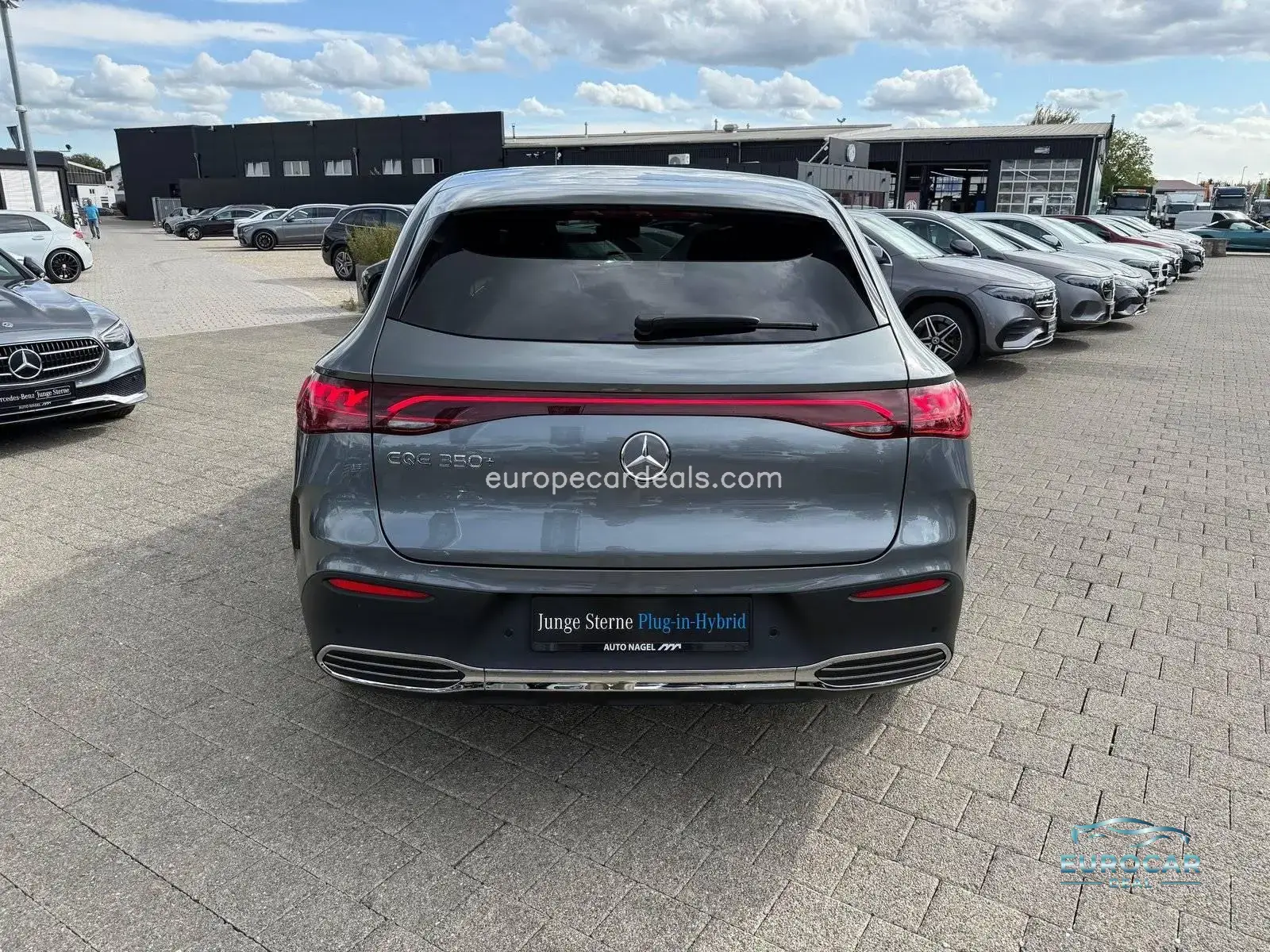 Mercedes-Benz EQE SUV