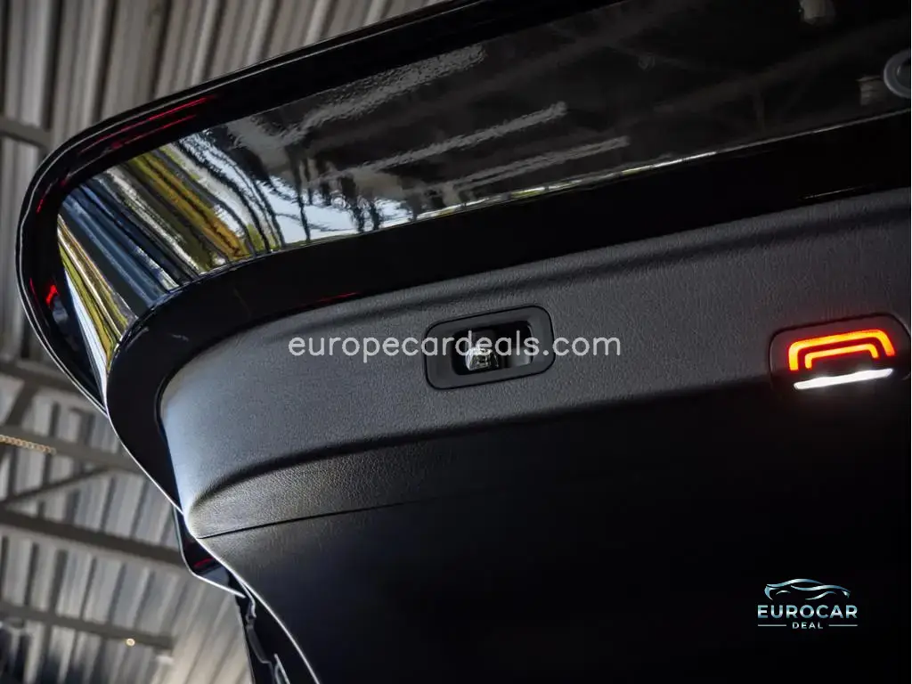 Mercedes-Benz EQE SUV