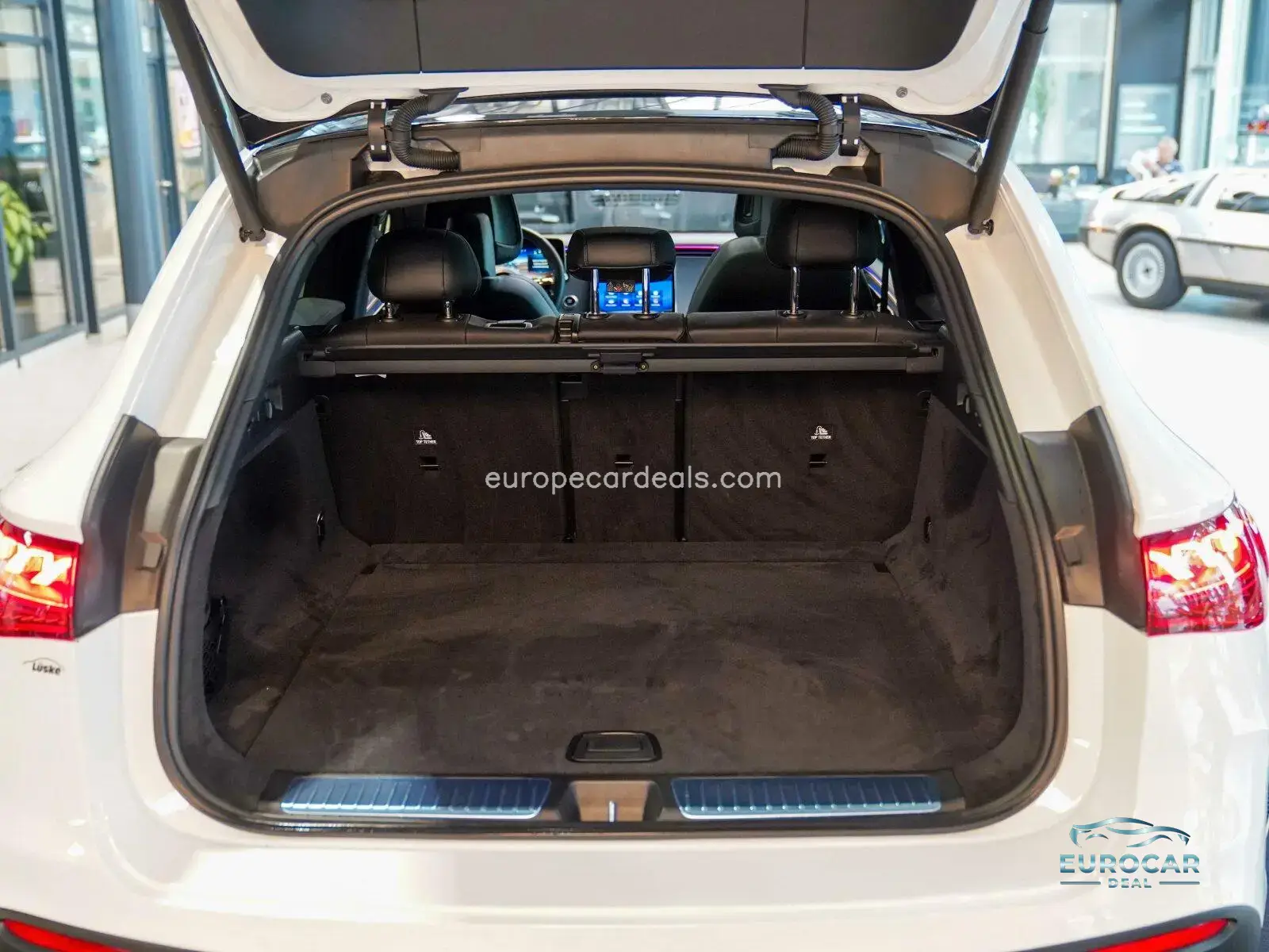Mercedes-Benz EQE SUV