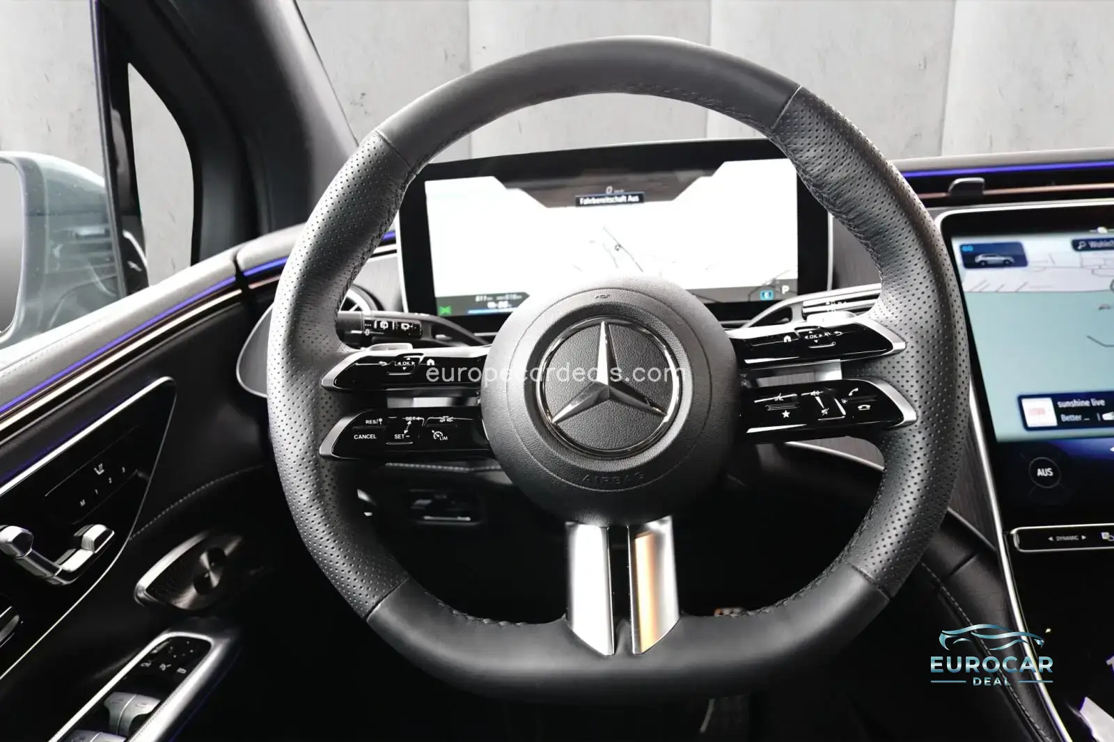 Mercedes-Benz EQE SUV