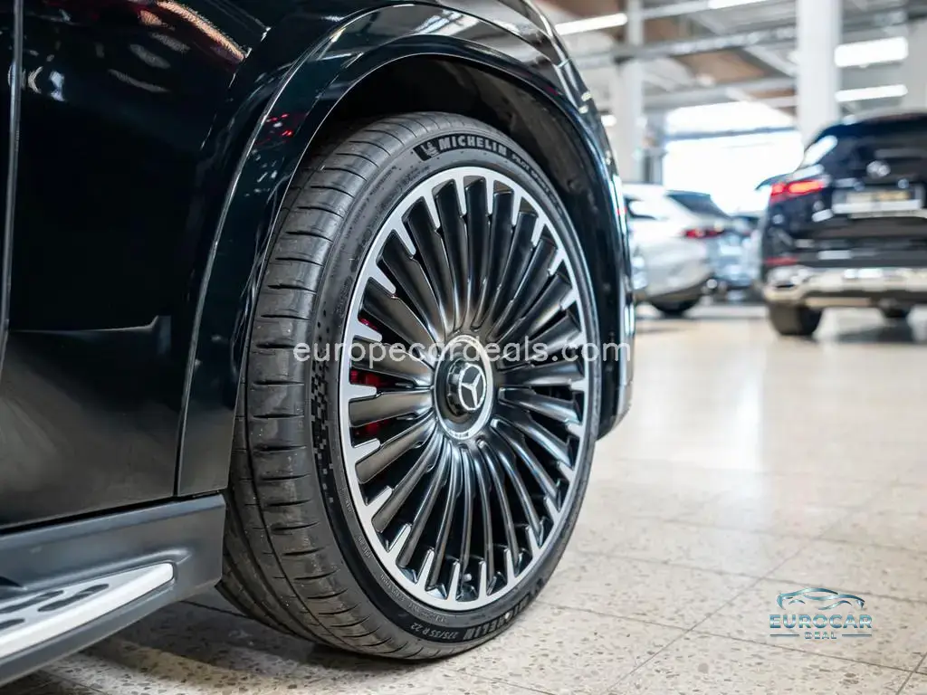Mercedes-Benz EQE SUV