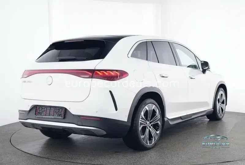 Mercedes-Benz EQE SUV