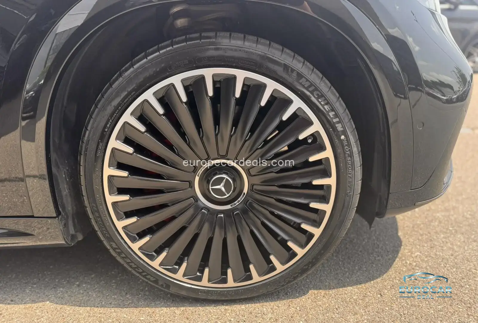 Mercedes-Benz EQE SUV
