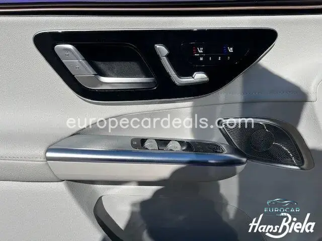 Mercedes-Benz EQE SUV
