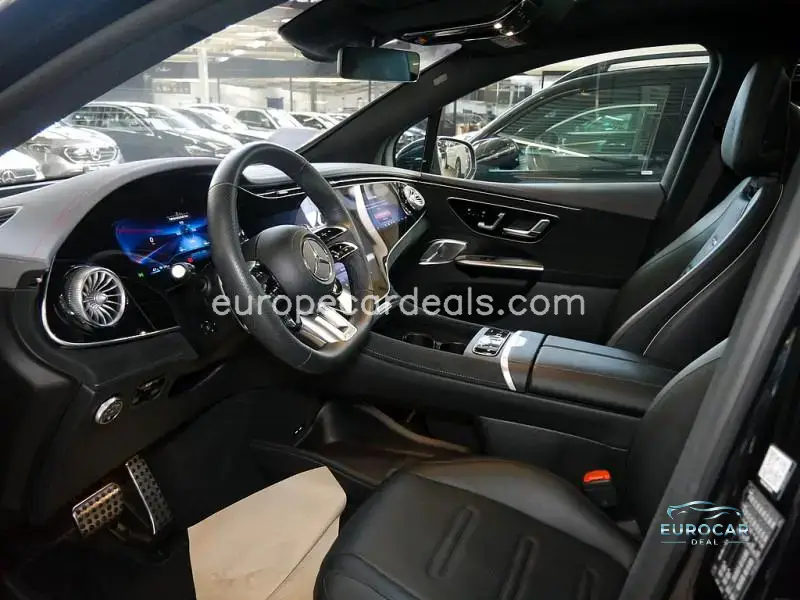 Mercedes-Benz EQE SUV
