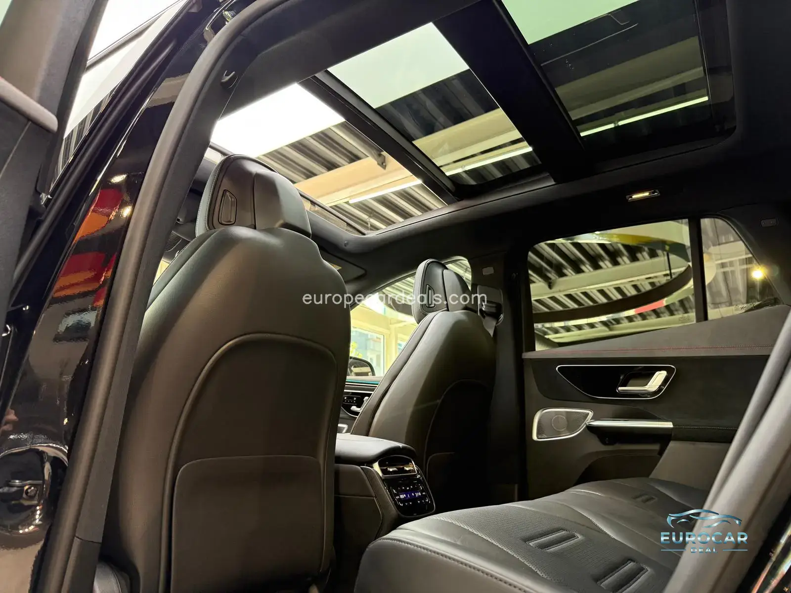 Mercedes-Benz EQE SUV