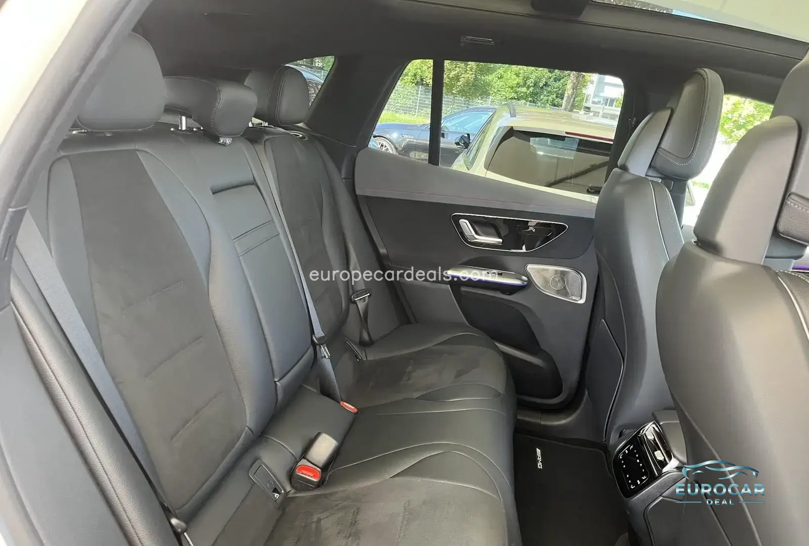 Mercedes-Benz EQE SUV