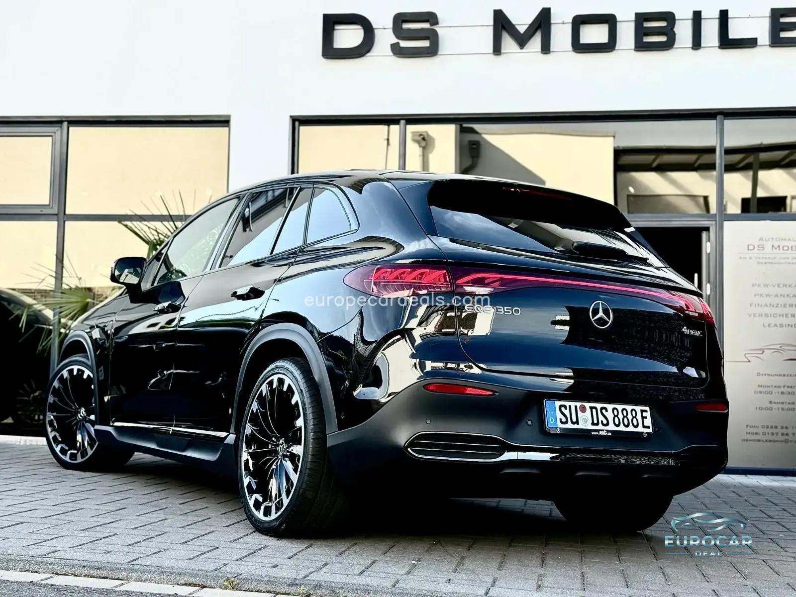Mercedes-Benz EQE SUV