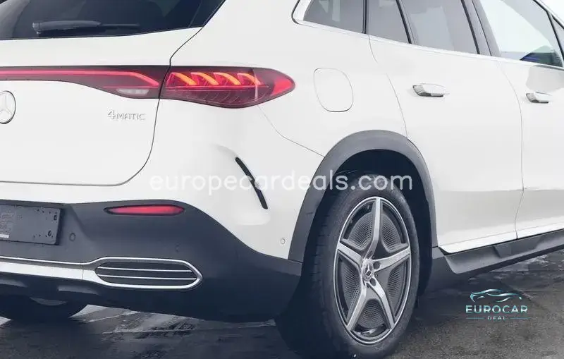 Mercedes-Benz EQE SUV