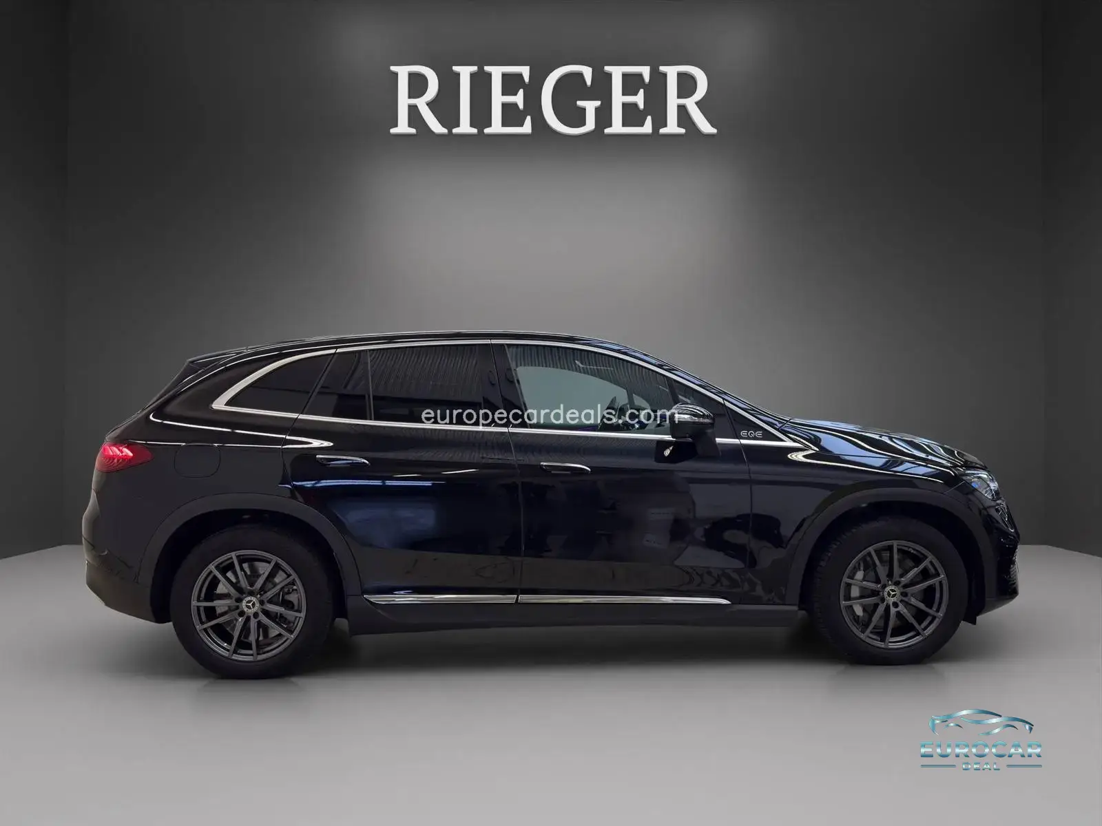 Mercedes-Benz EQE SUV