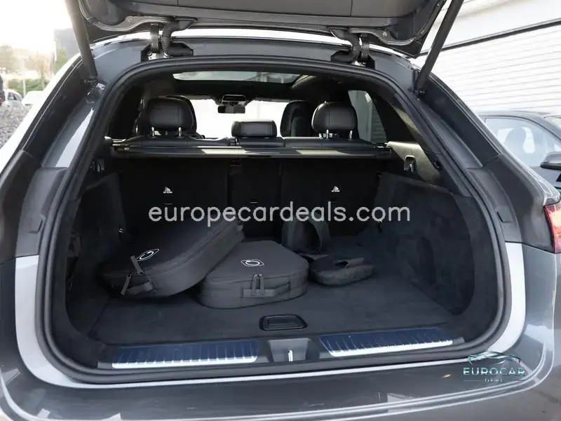 Mercedes-Benz EQE SUV