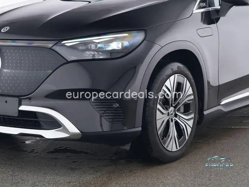 Mercedes-Benz EQE SUV