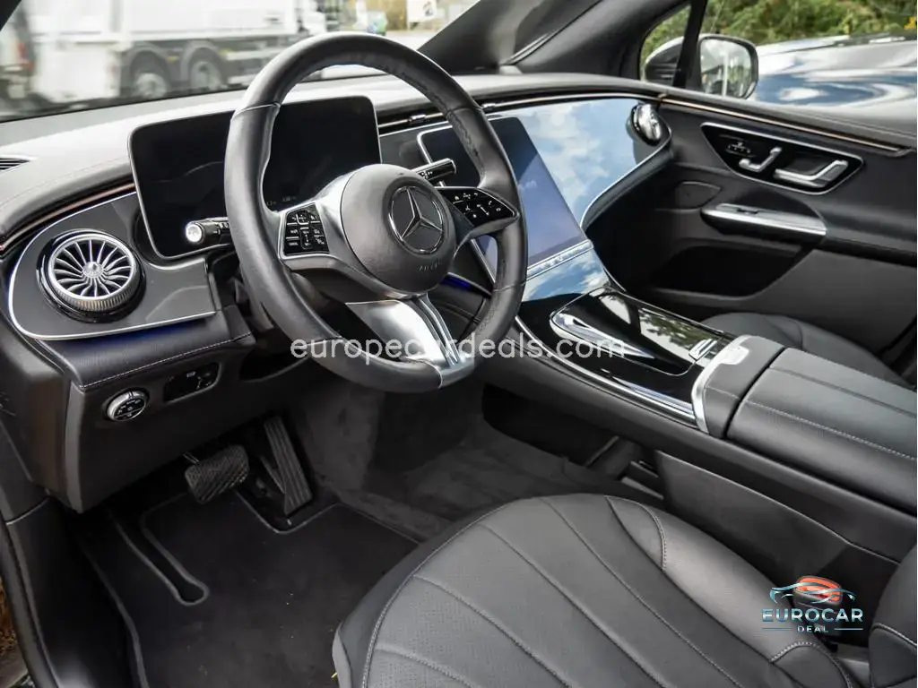 Mercedes-Benz EQE SUV