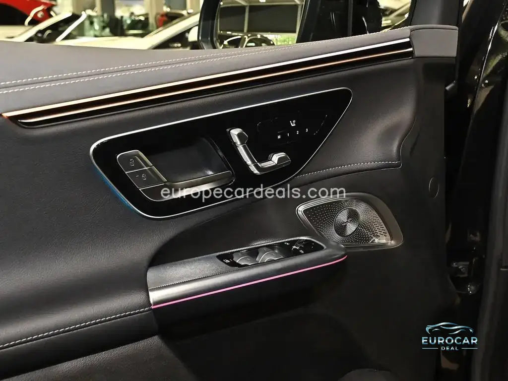 Mercedes-Benz EQE SUV