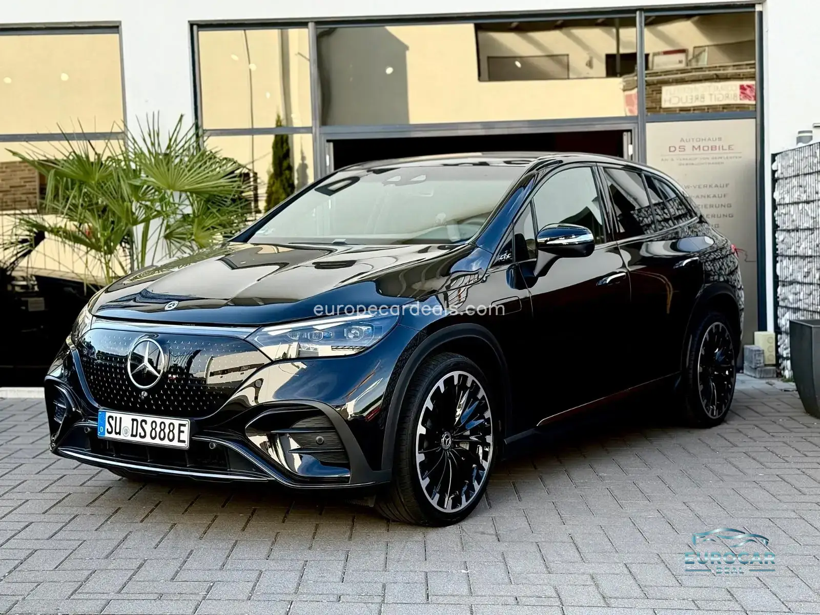 Mercedes-Benz EQE SUV