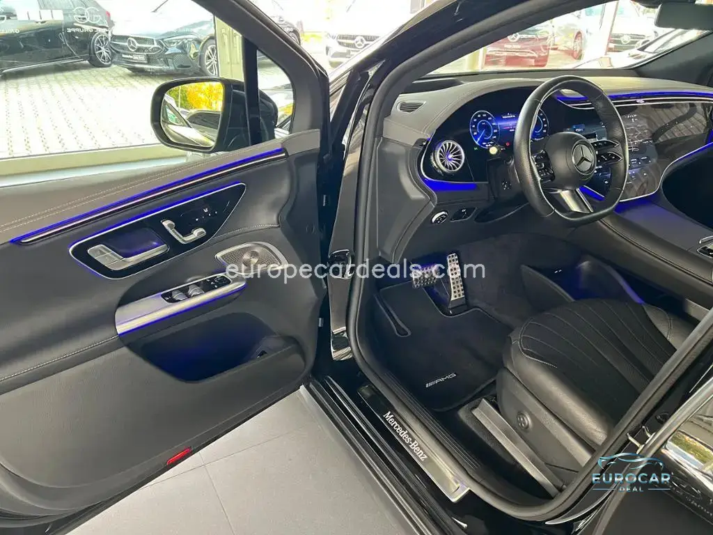 Mercedes-Benz EQE SUV