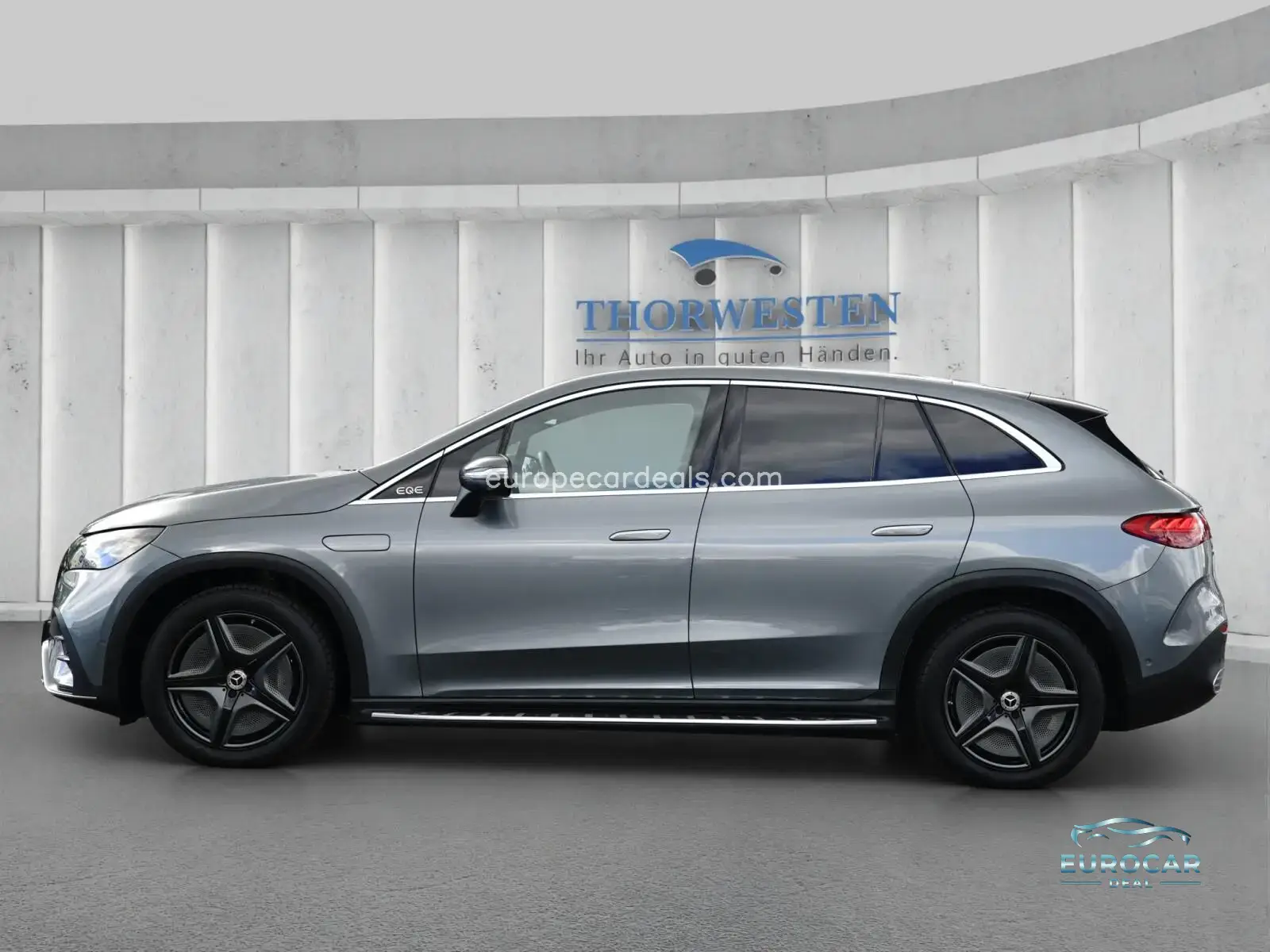 Mercedes-Benz EQE SUV