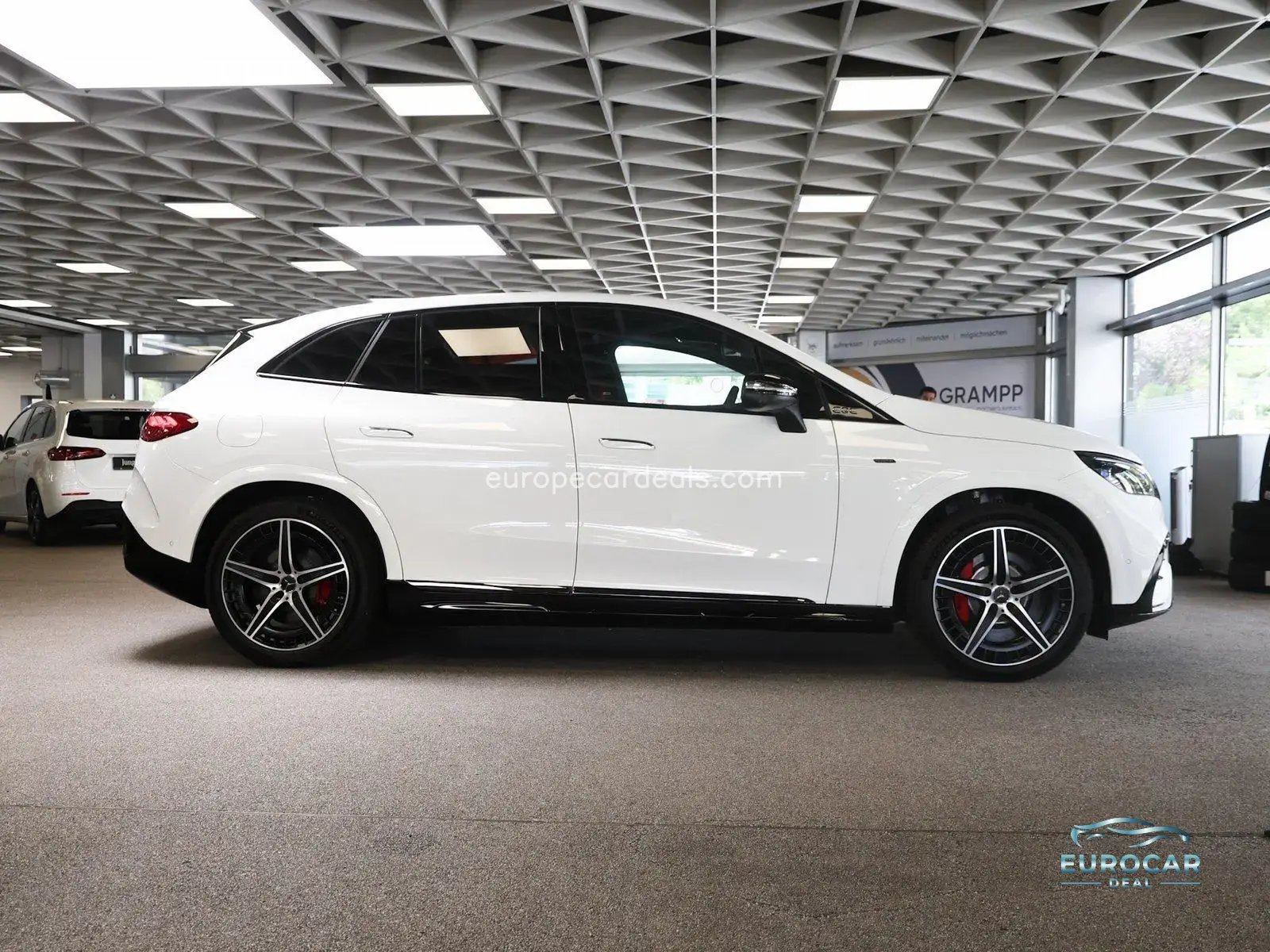 Mercedes-Benz EQE SUV