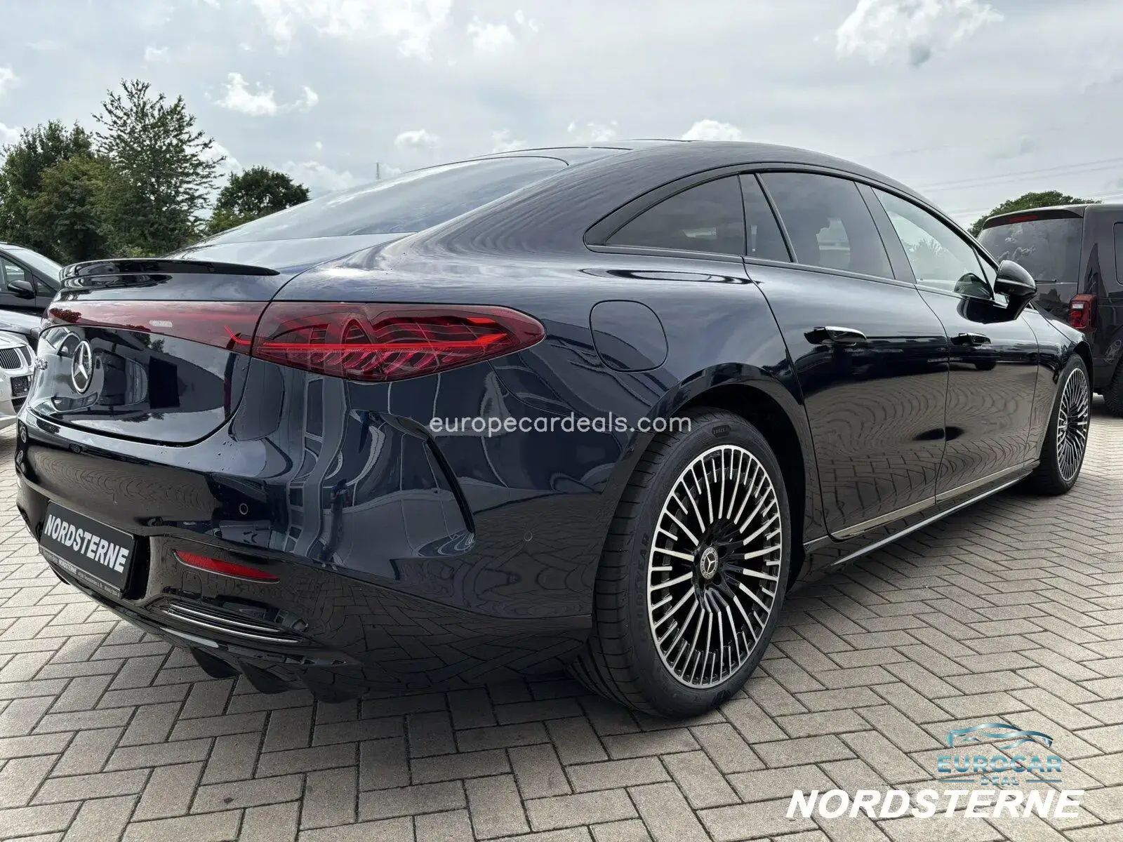 Mercedes-Benz EQS