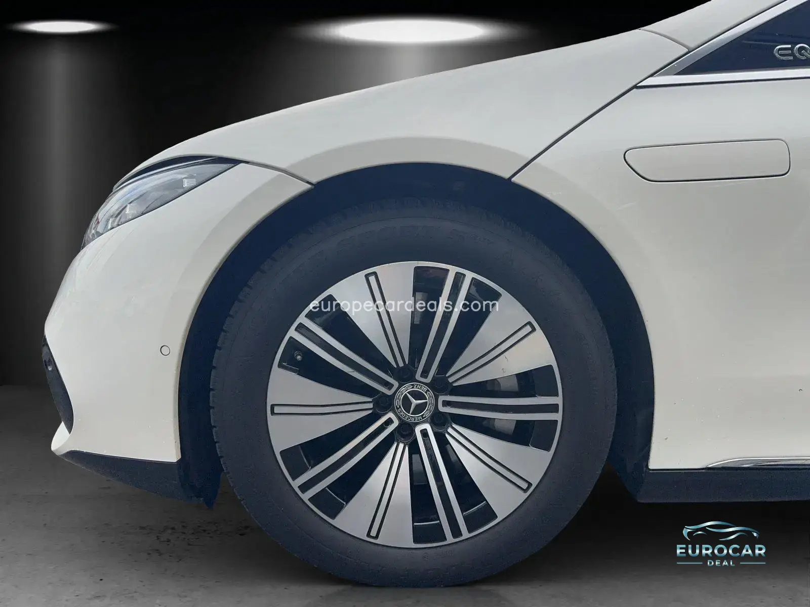 Mercedes-Benz EQS