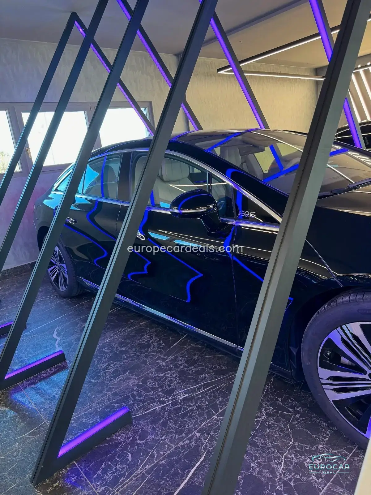 Mercedes-Benz EQS