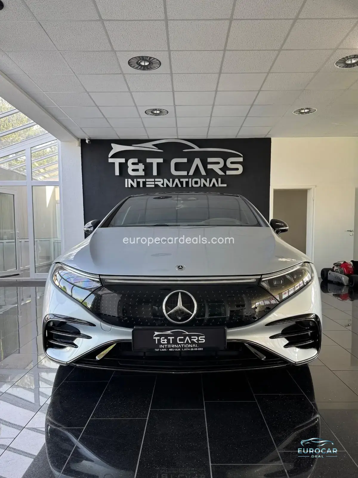 Mercedes-Benz EQS