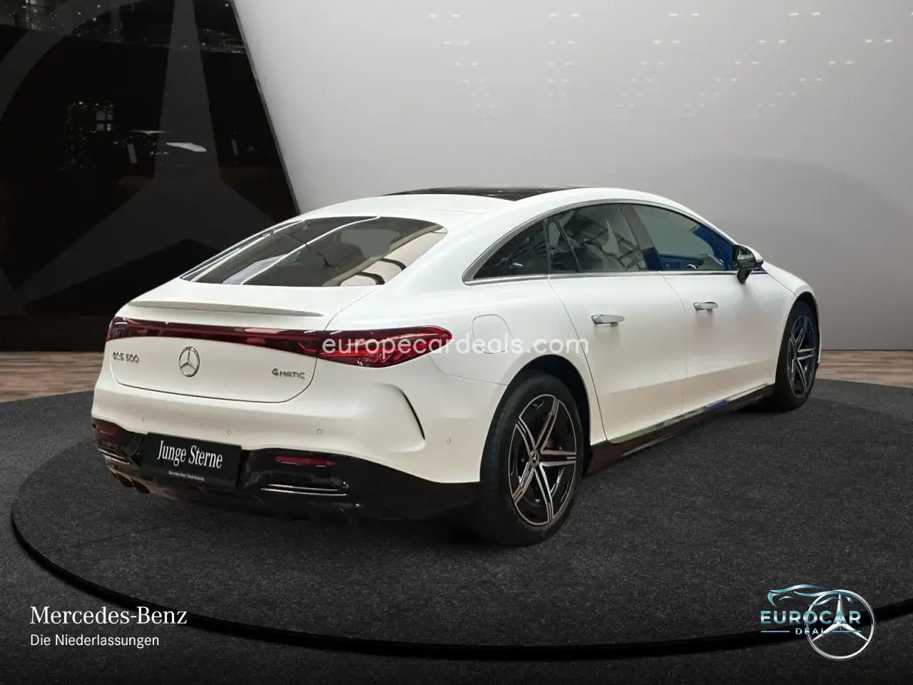 Mercedes-Benz EQS