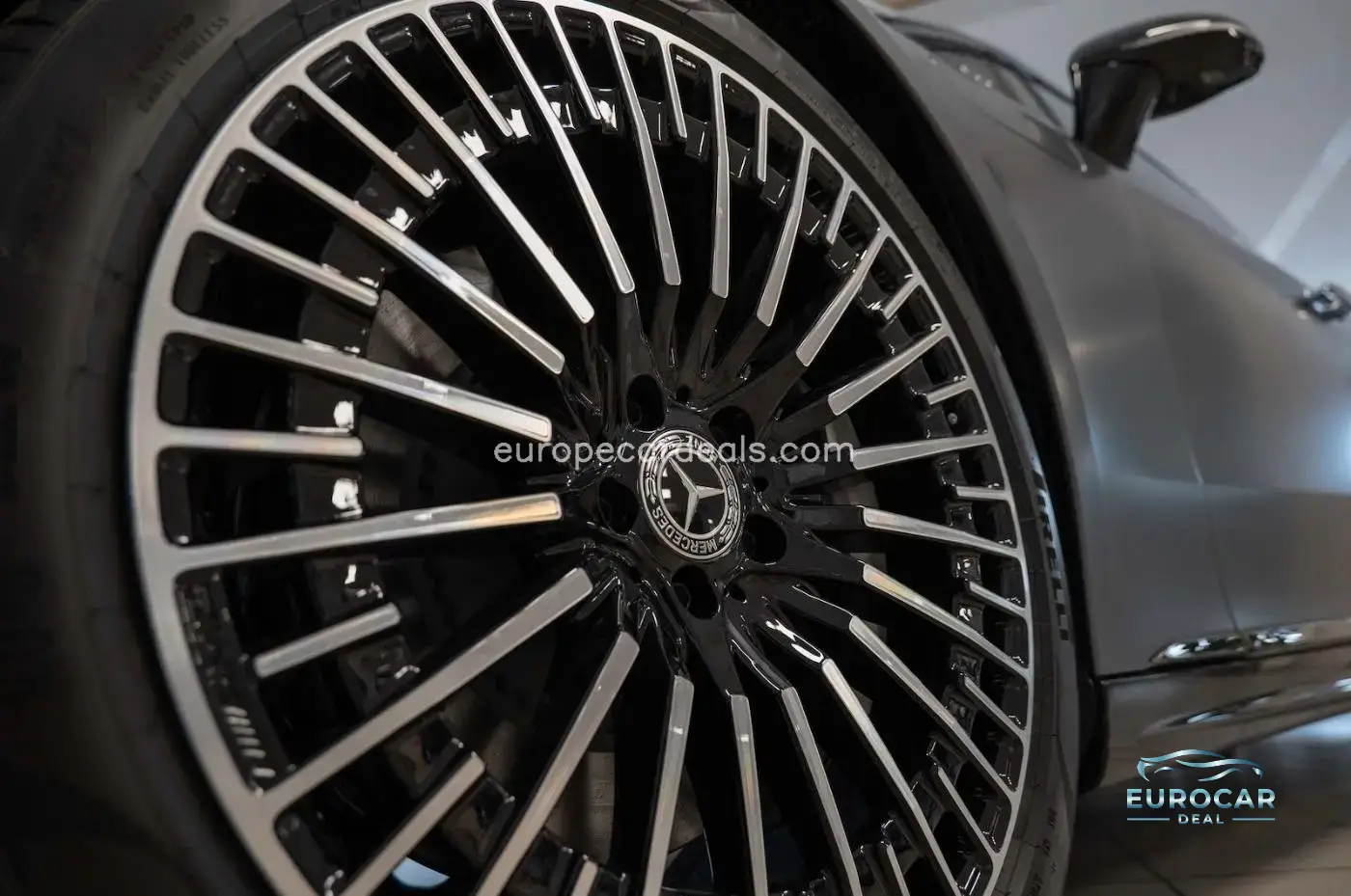 Mercedes-Benz EQS