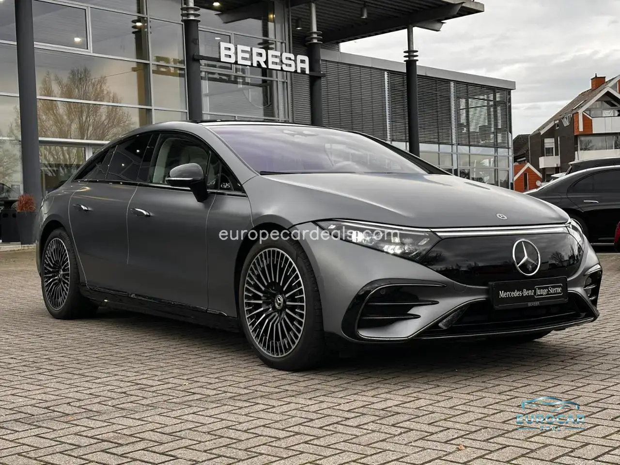 Mercedes-Benz EQS