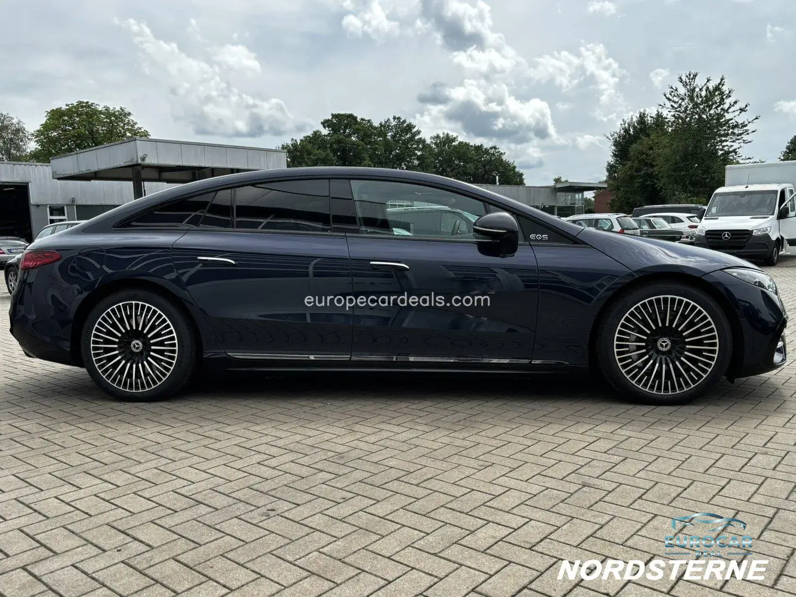 Mercedes-Benz EQS