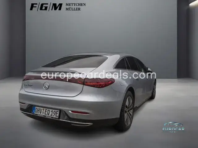 Mercedes-Benz EQS