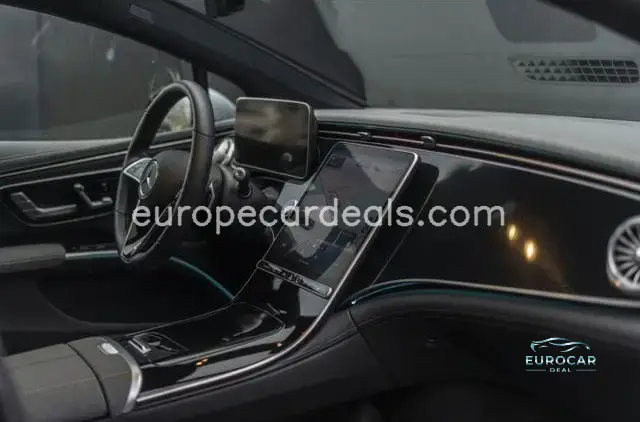 Mercedes-Benz EQS