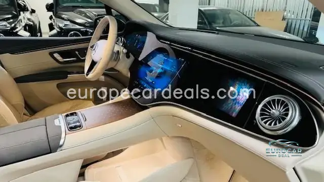 Mercedes-Benz EQS