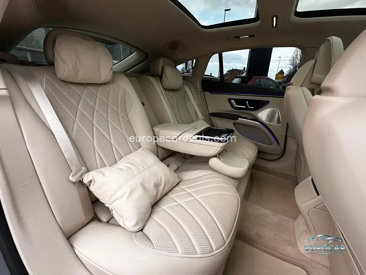 Mercedes-Benz EQS