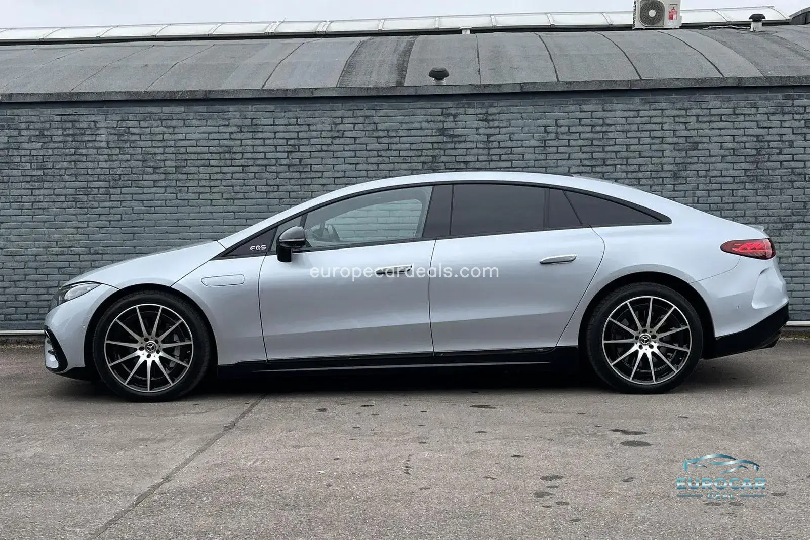 Mercedes-Benz EQS