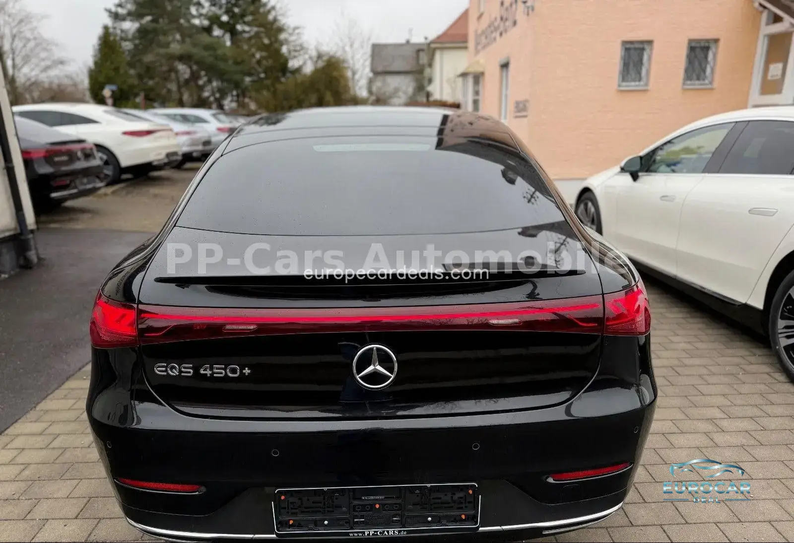 Mercedes-Benz EQS