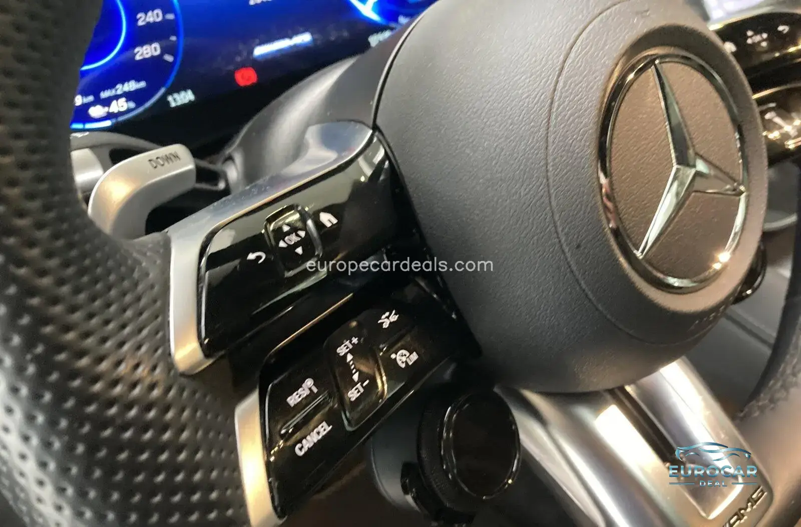 Mercedes-Benz EQS
