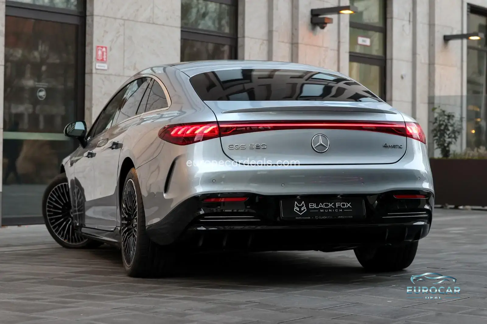 Mercedes-Benz EQS